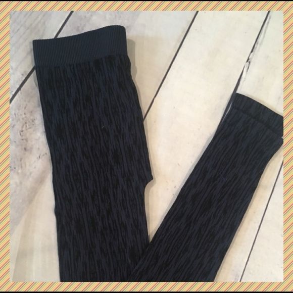 NWOT Nikibiki Timber Print Full-length Seamless Leggings - OS - Picture 3 of 6